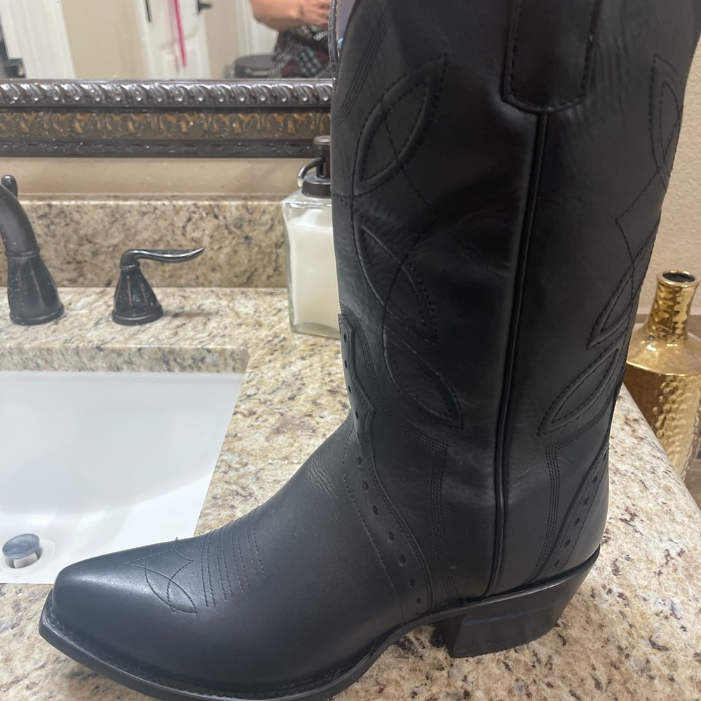 Black Leather Women's Cowboy Boots